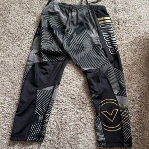 Virus V20 Men’s 3/4 Compression Pant